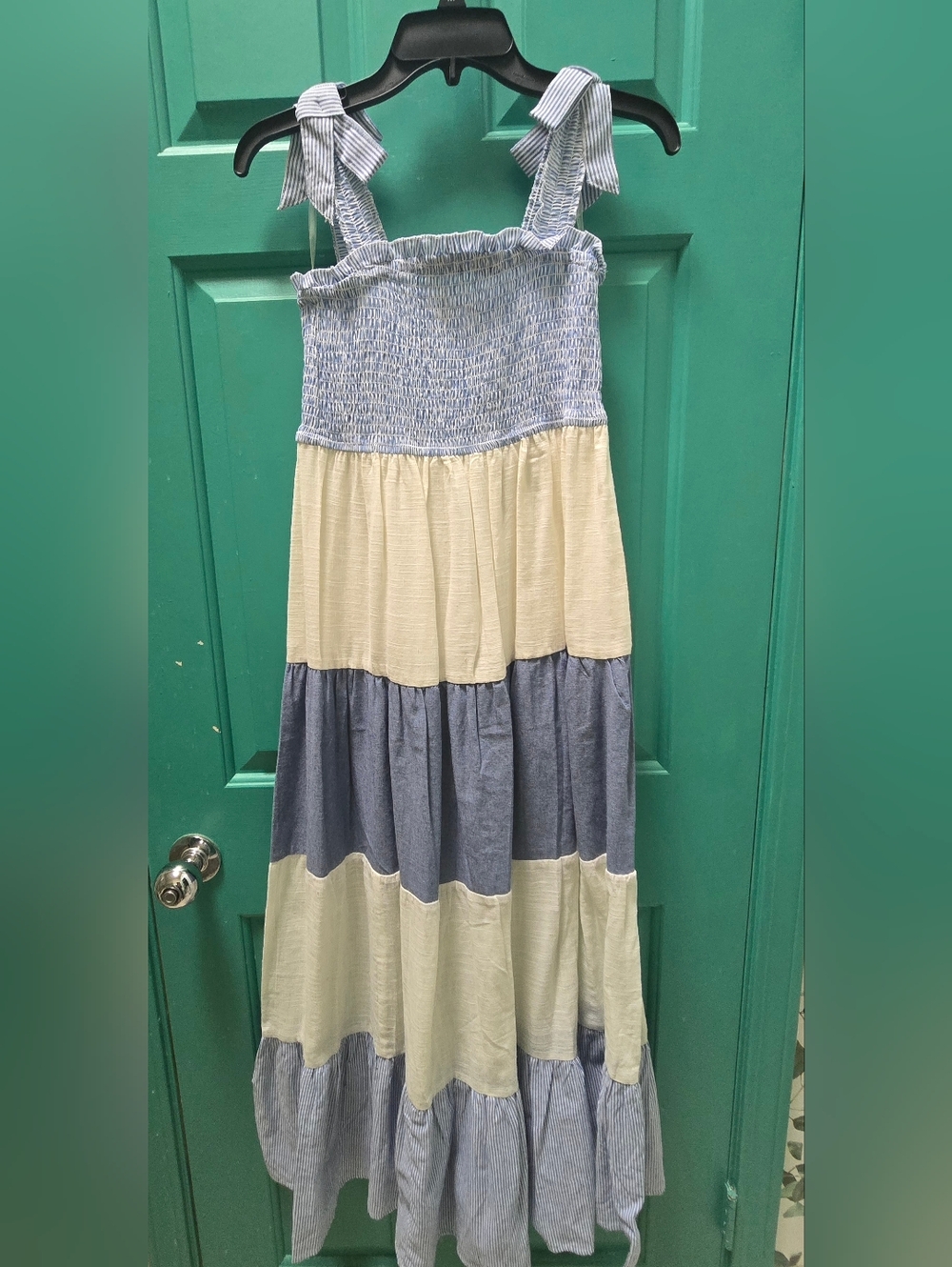 NWT Kings Road Colorblock Blue and Cream Striped Tiered Maxi Dress Small